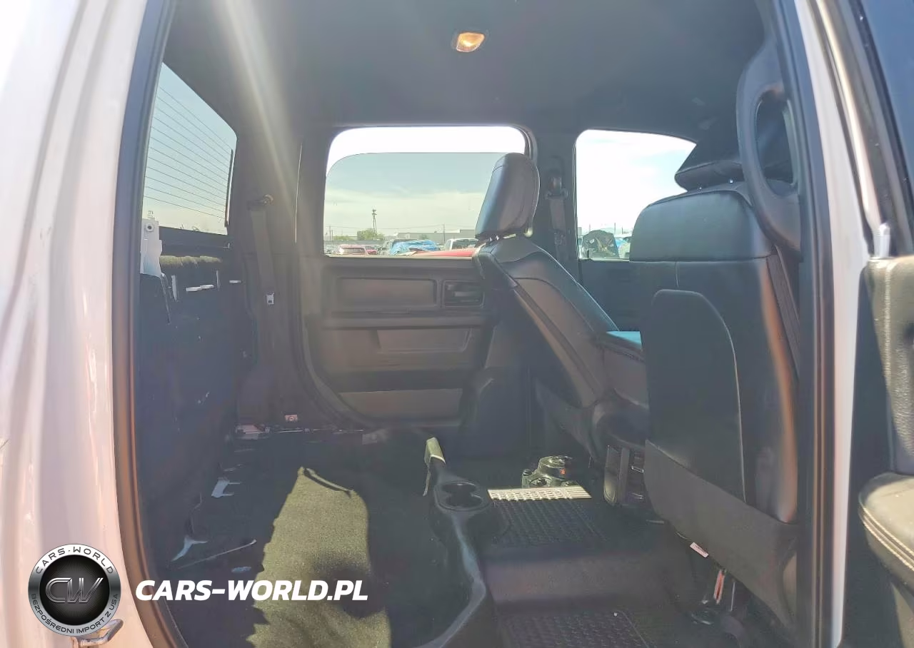 2026 Ram 3500 Tradesman VIN:3C63RRGL2TG152733 - 11
