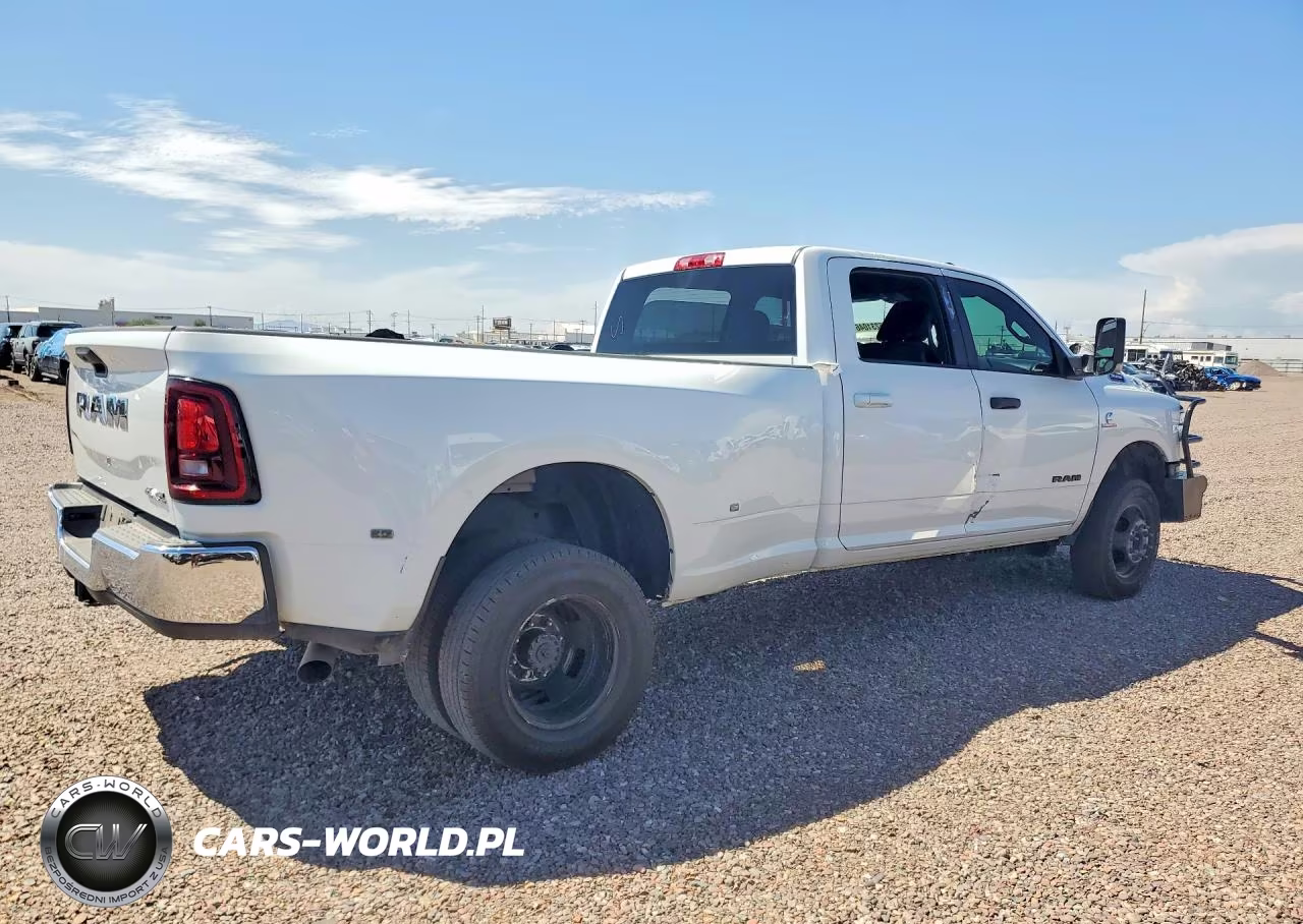 2026 Ram 3500 Tradesman VIN:3C63RRGL2TG152733 - 3