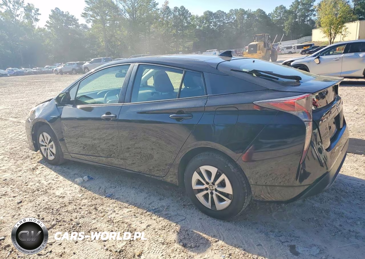 2016 Toyota Prius Three VIN:JTDKARFU2G3522562 - 2