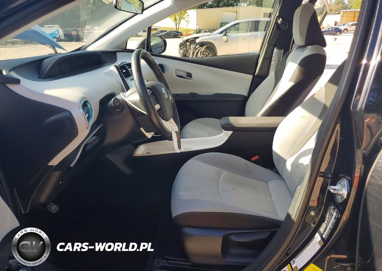 2016 Toyota Prius Three VIN:JTDKARFU2G3522562 - 7