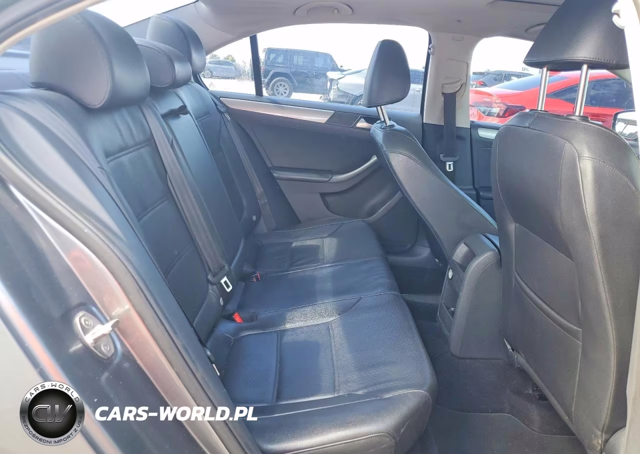 2015 Volkswagen Jetta Se VIN:3VWD07AJ3FM403068 - 10