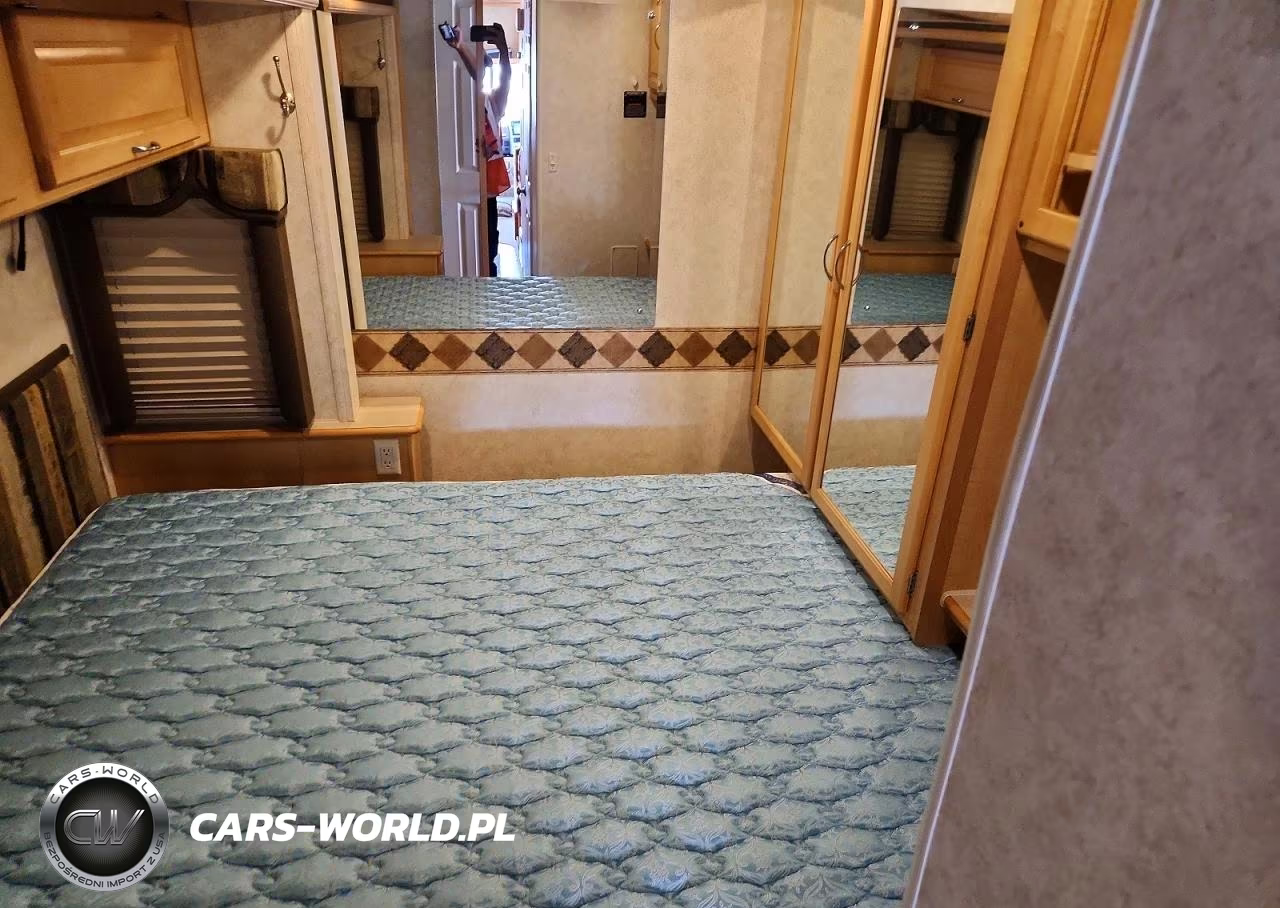 2002 Ford Motorhome Chassis F-Series Super Duty VIN:1FCNF53S920A01455 - 9