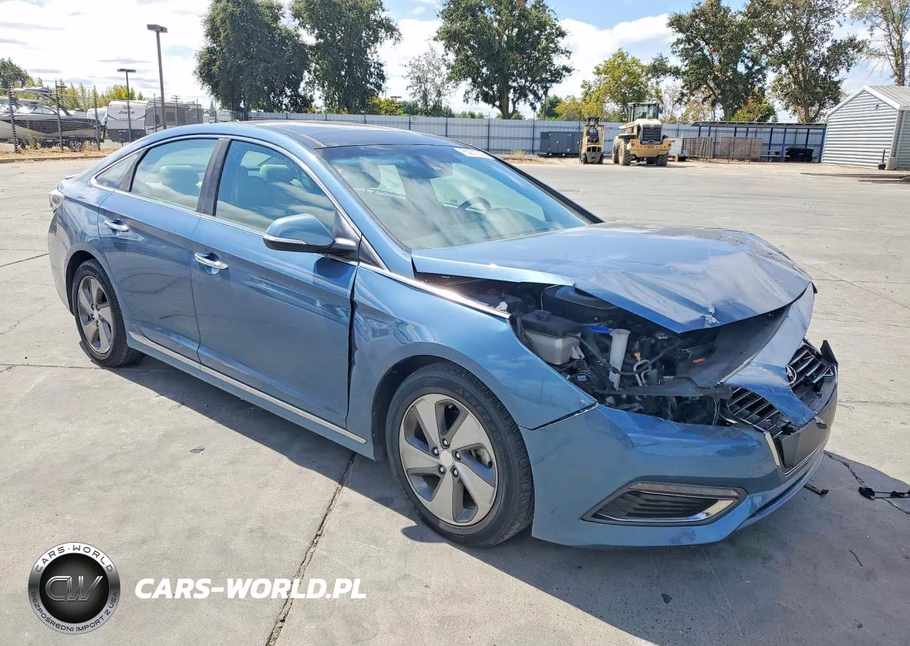 2016 Hyundai Sonata Hybrid Limited VIN:KMHE34L15GA009642 - 4