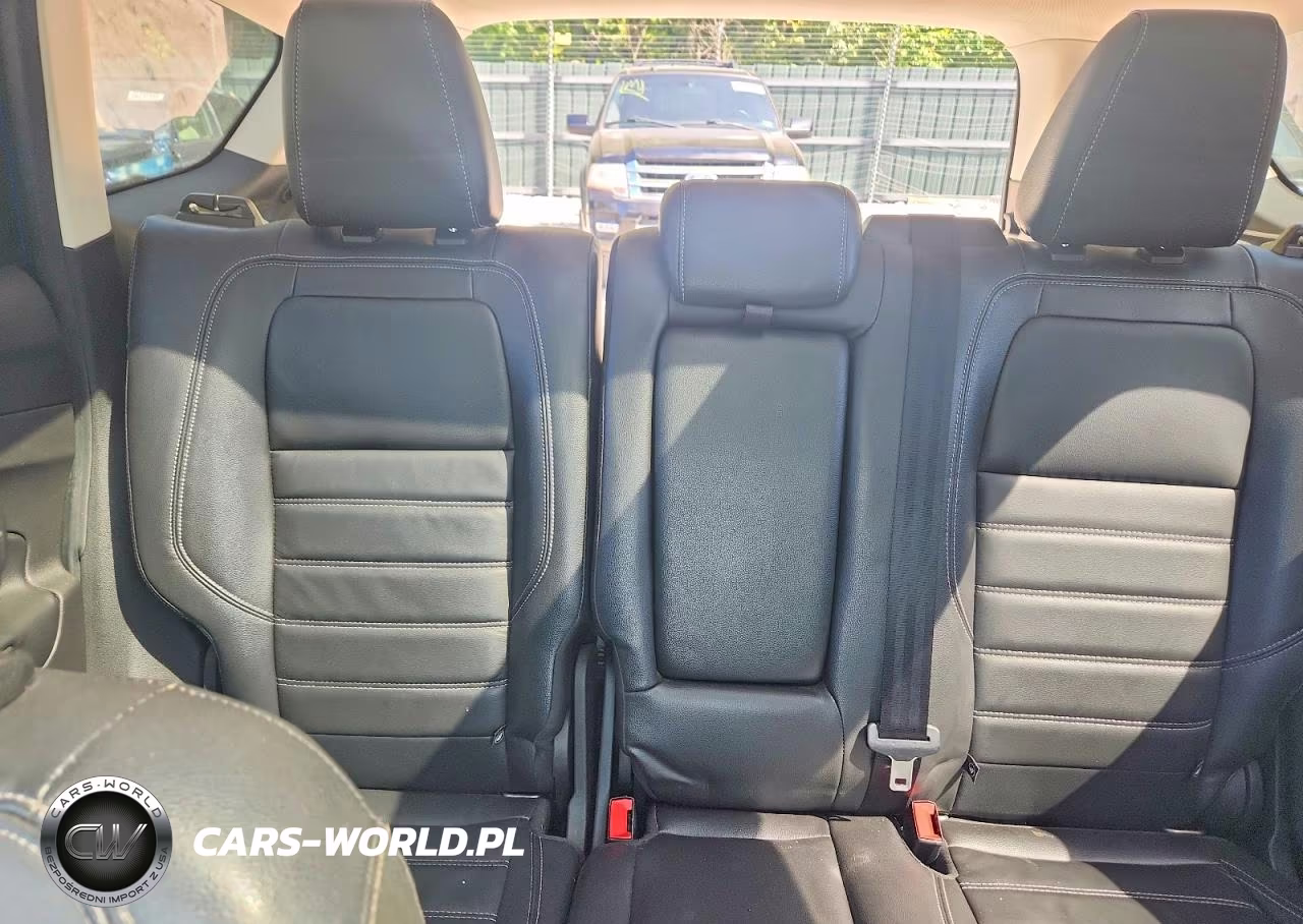 2018 Ford Escape Titanium VIN:1FMCU9J9XJUA77077 - 10