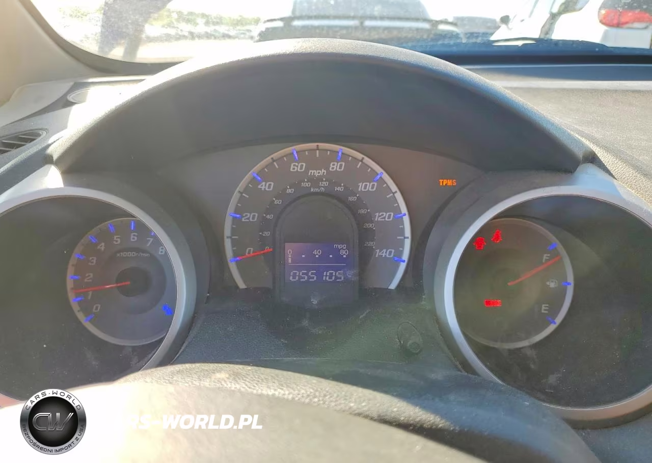 2012 Honda Fit VIN:JHMGE8G35CC034175 - 9