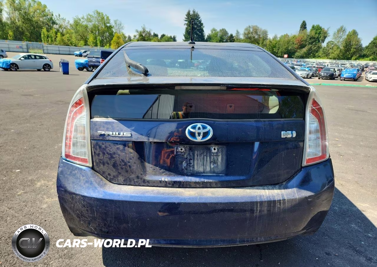 2012 Toyota Prius Three VIN:JTDKN3DU4C1523075 - 6