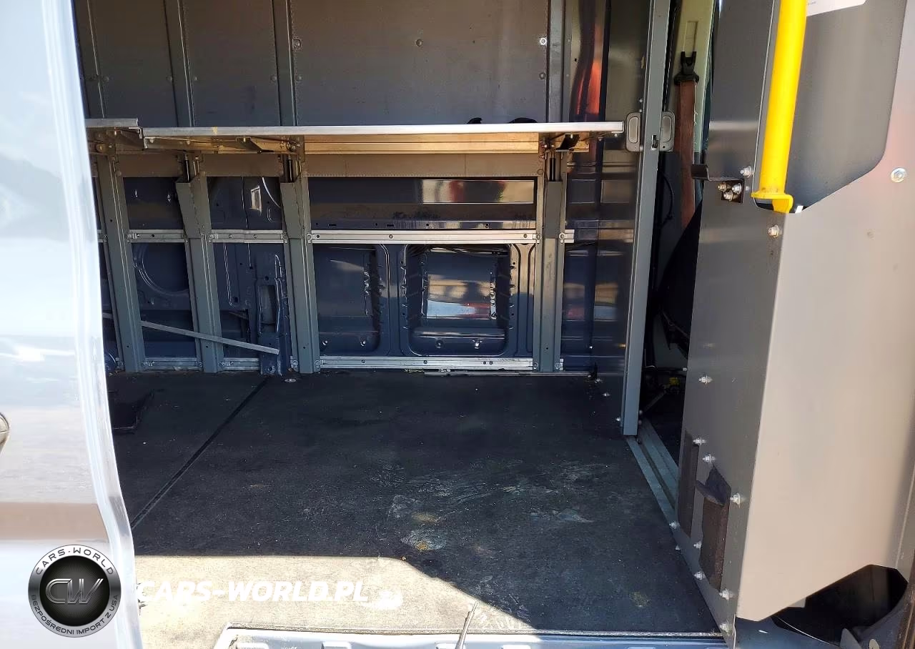 2020 Ford Transit T-250 VIN:1FTBR3X8XLKA28781 - 10