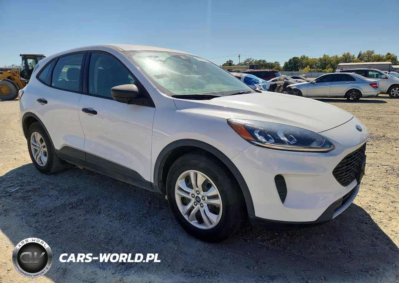 2020 Ford Escape S VIN:1FMCU0F6XLUC48391 - 4