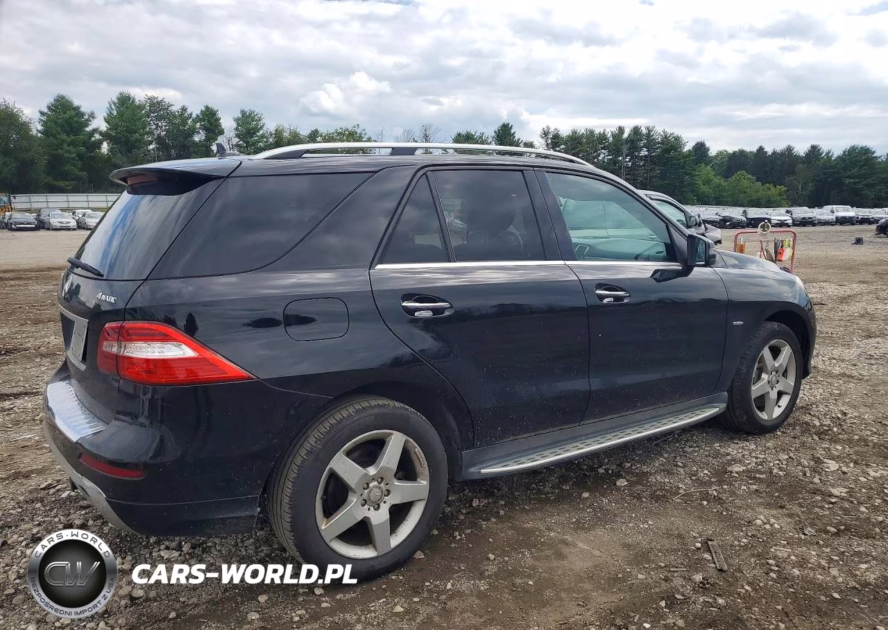 2012 Mercedes-Benz Ml 550 4Matic VIN:4JGDA7DB5CA043245 - 3