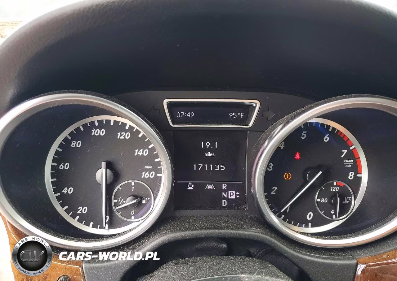 2012 Mercedes-Benz Ml 550 4Matic VIN:4JGDA7DB5CA043245 - 9