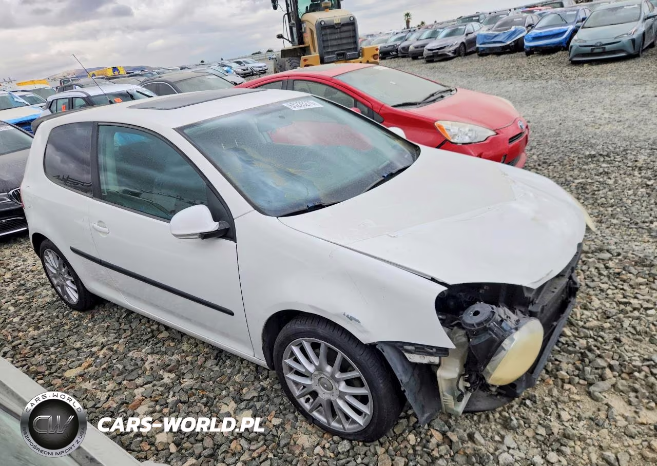2007 Volkswagen Rabbit VIN:WVWBS71KX7W099879 - 4
