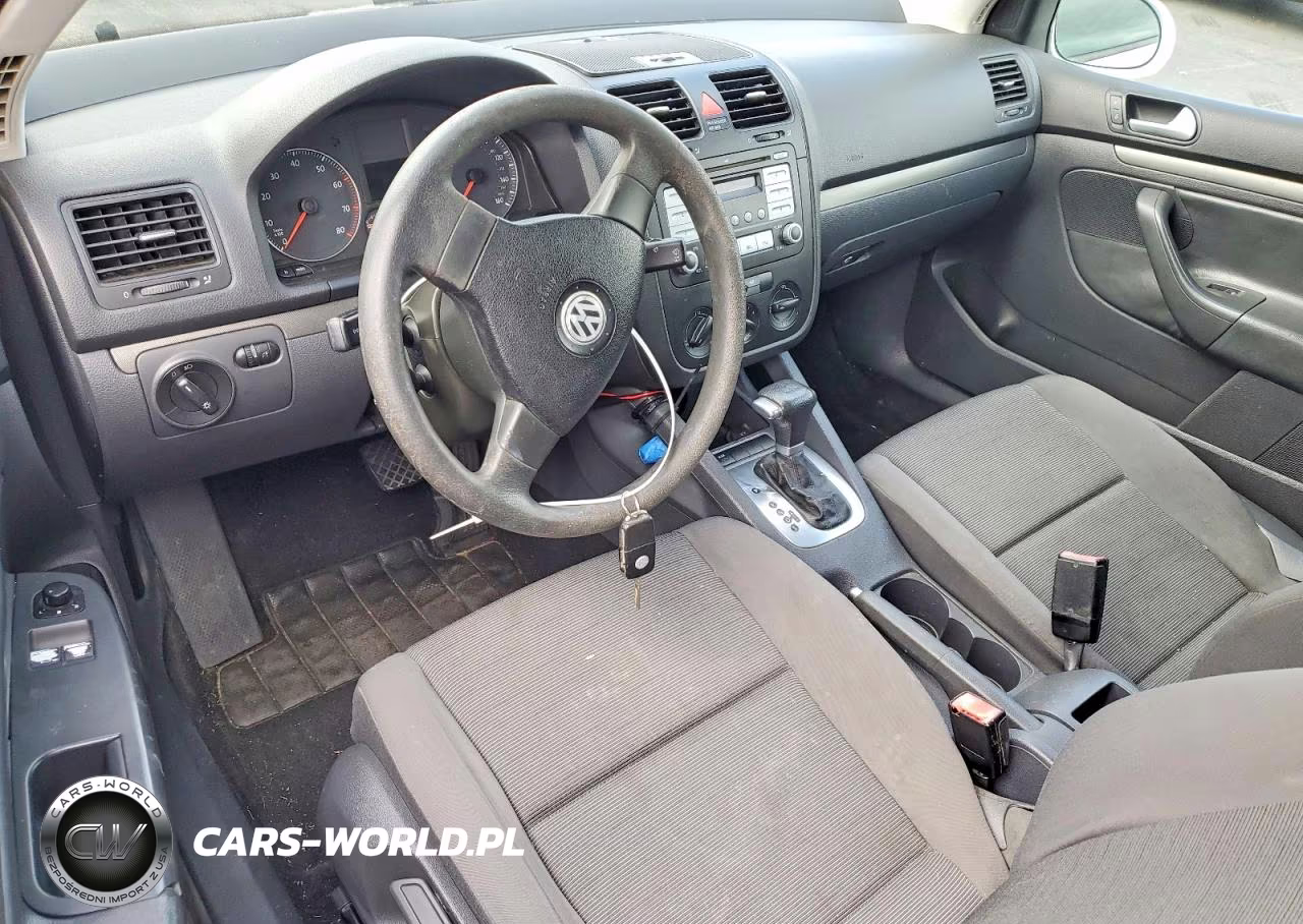 2007 Volkswagen Rabbit VIN:WVWBS71KX7W099879 - 8
