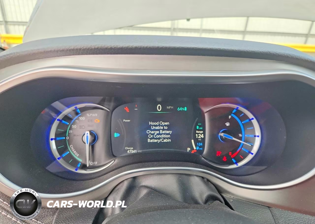 2021 Chrysler Pacifica Hybrid Limited VIN:2C4RC1S71MR545389 - 9