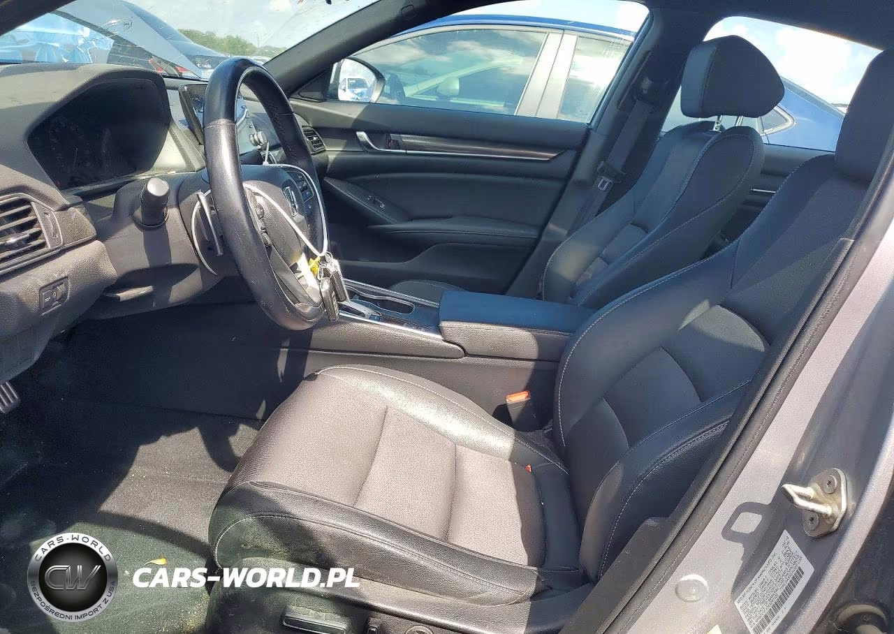 2019 Honda Accord Sport VIN:1HGCV1F32KA097450 - 7