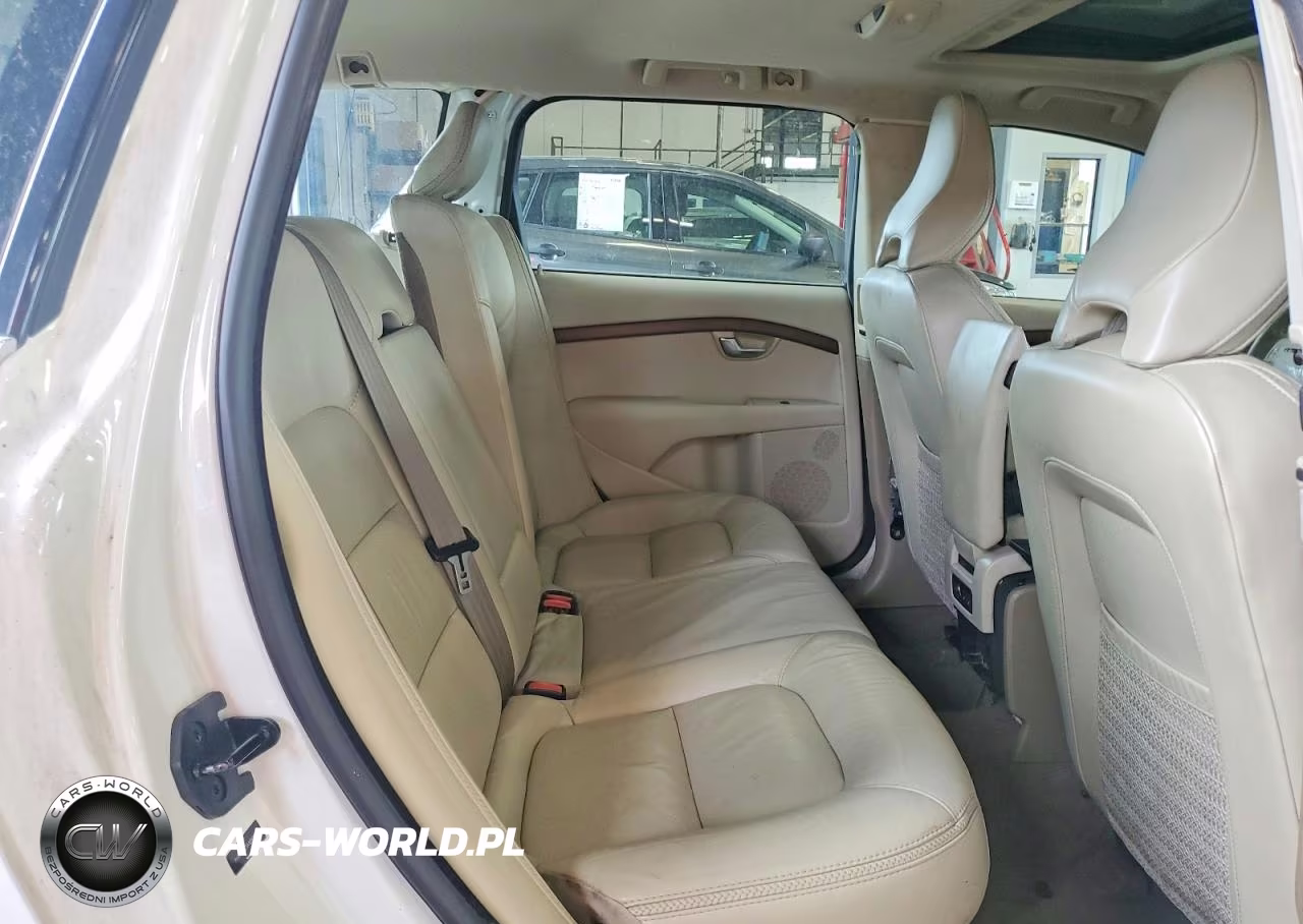 2010 Volvo Xc70 3.2 VIN:YV4960BZ3A1085586 - 10