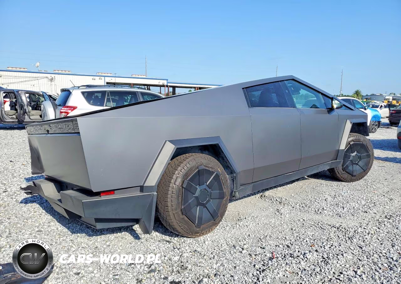 2024 Tesla Cybertruck VIN:7G2CEHED6RA056963 - 3
