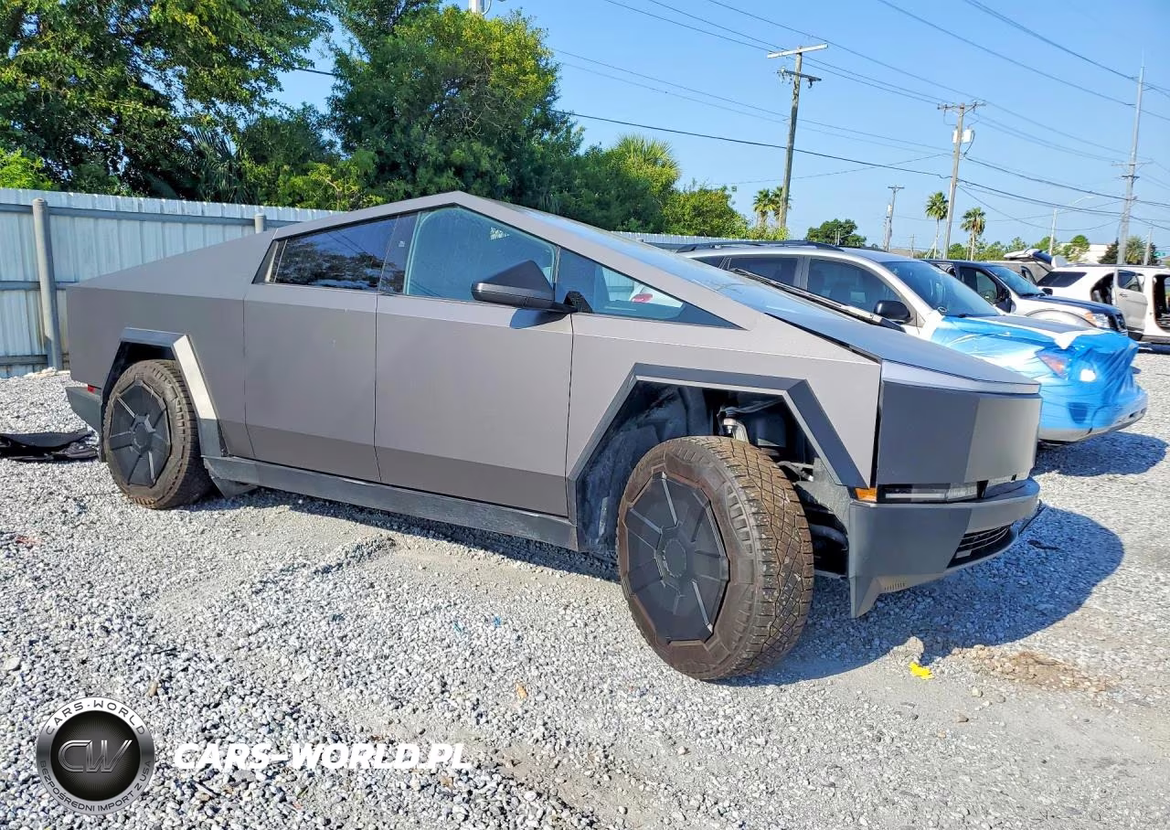 2024 Tesla Cybertruck VIN:7G2CEHED6RA056963 - 4