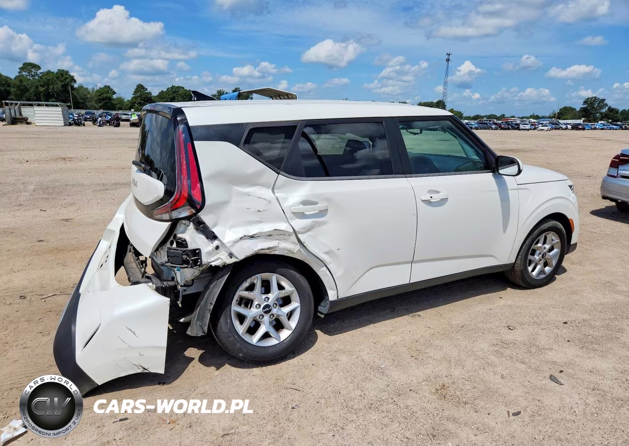 2023 Kia Soul S VIN:KNDJ23AU8P7890783 - 3