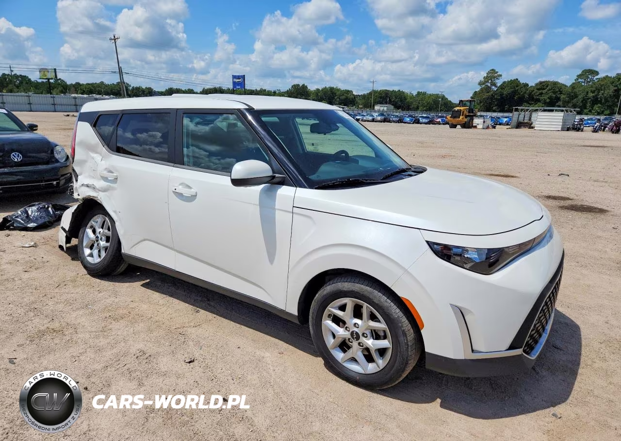 2023 Kia Soul S VIN:KNDJ23AU8P7890783 - 4