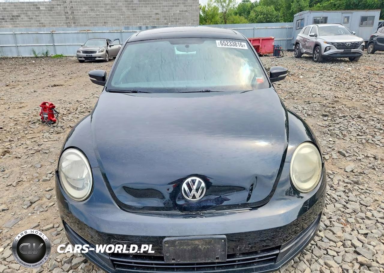 2014 Volkswagen Beetle VIN:3VWJP7AT6EM608415 - 5