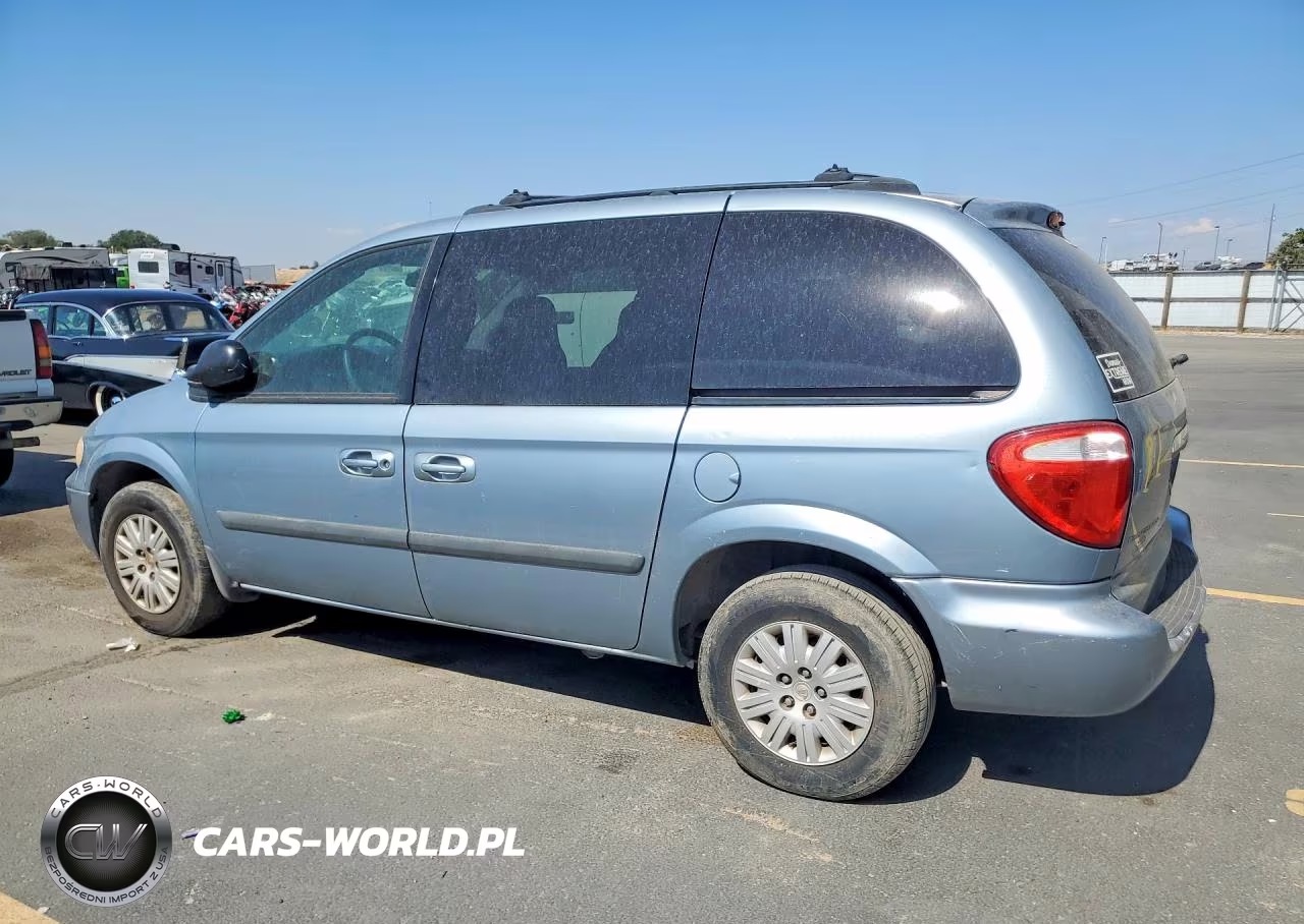 2005 Chrysler Town & Country VIN:1C4GP45R75B263235 - 2