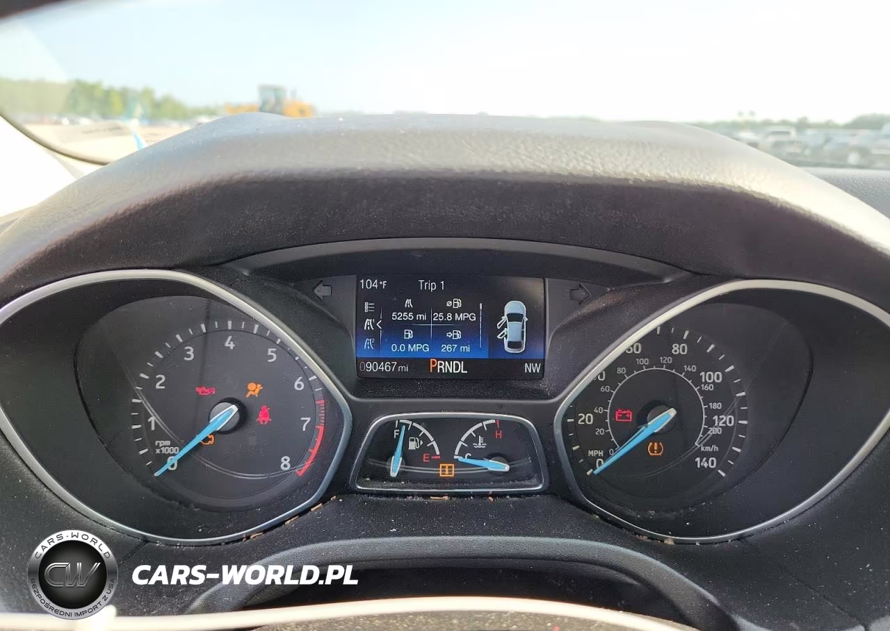 2017 Ford Focus Se VIN:1FADP3K27HL293537 - 9