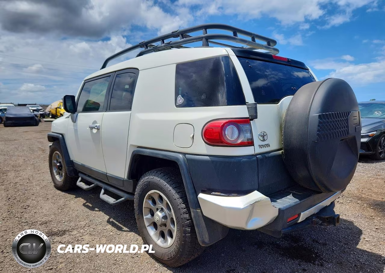 2012 Toyota Fj Cruiser Base VIN:JTEBU4BFXCK132810 - 2