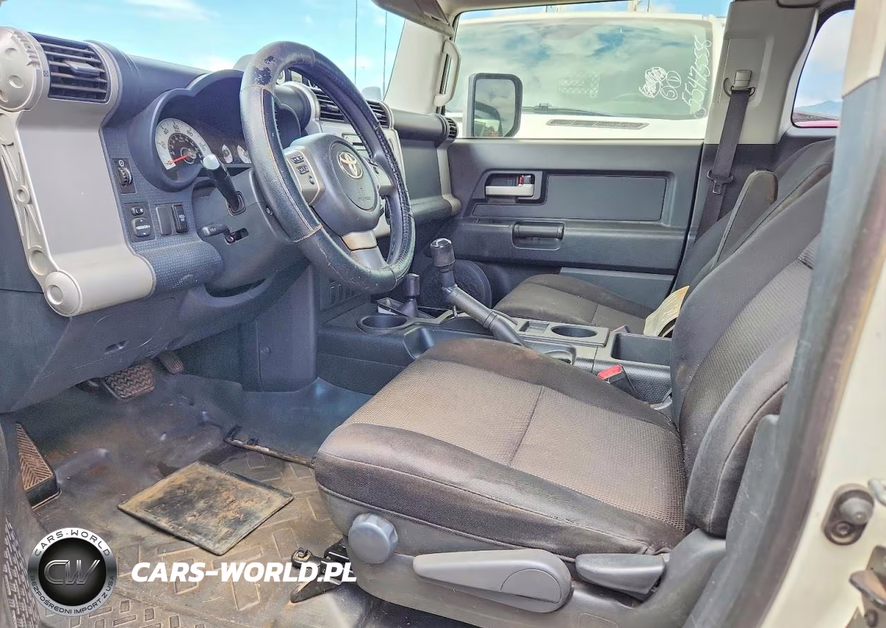 2012 Toyota Fj Cruiser Base VIN:JTEBU4BFXCK132810 - 7
