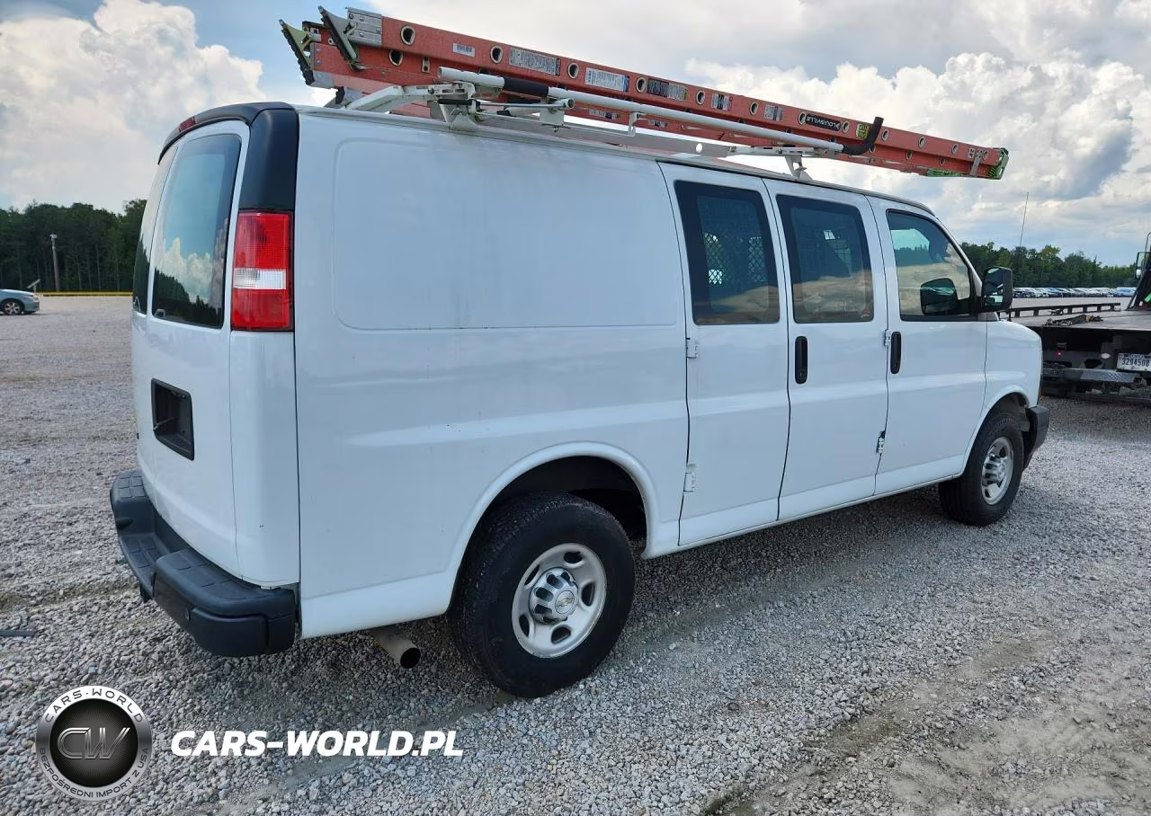 2020 Chevrolet Express G2500 VIN:1GCWGAFP1L1206071 - 3