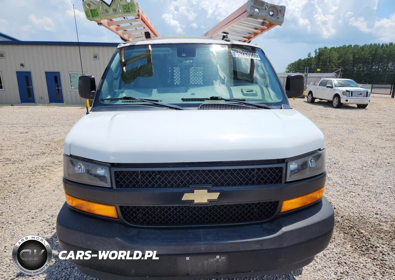 2020 Chevrolet Express G2500 VIN:1GCWGAFP1L1206071 - 5
