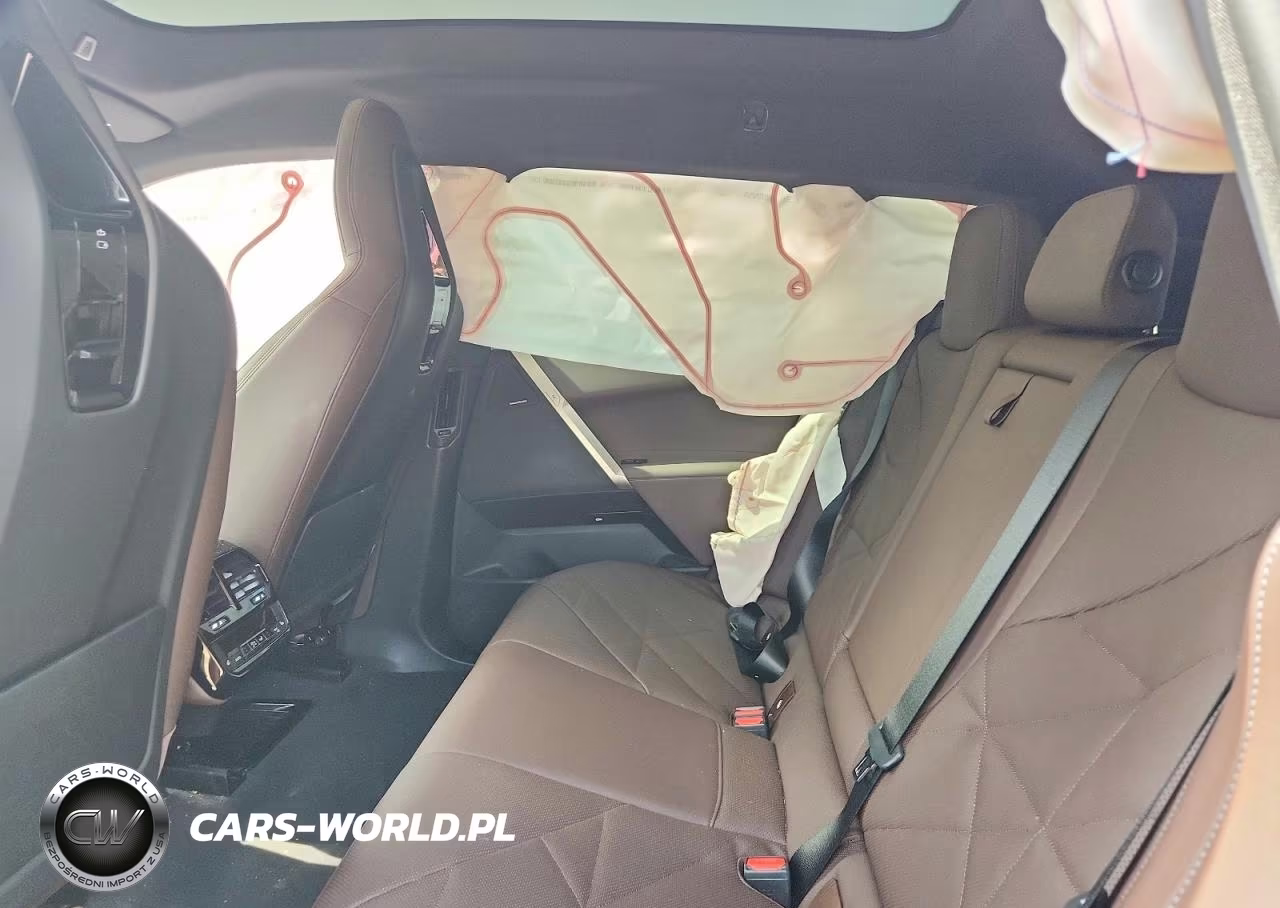 2025 BMW Ix xDrive50 VIN:WB523CF03SCU80301 - 11