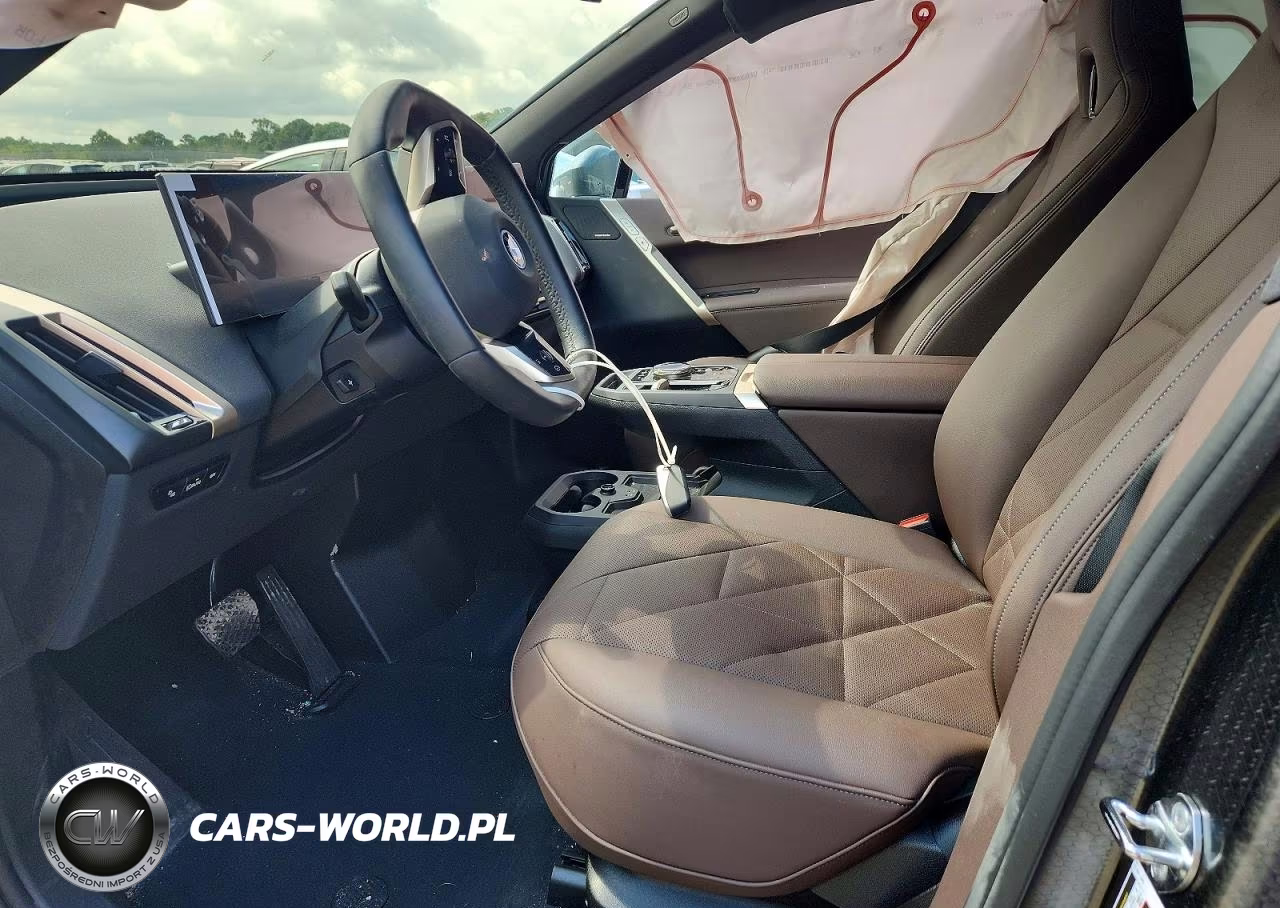 2025 BMW Ix xDrive50 VIN:WB523CF03SCU80301 - 7