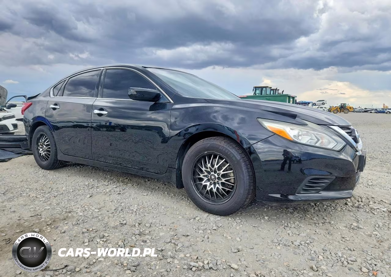 2017 Nissan Altima 2.5 S VIN:1N4AL3AP2HC255791 - 4