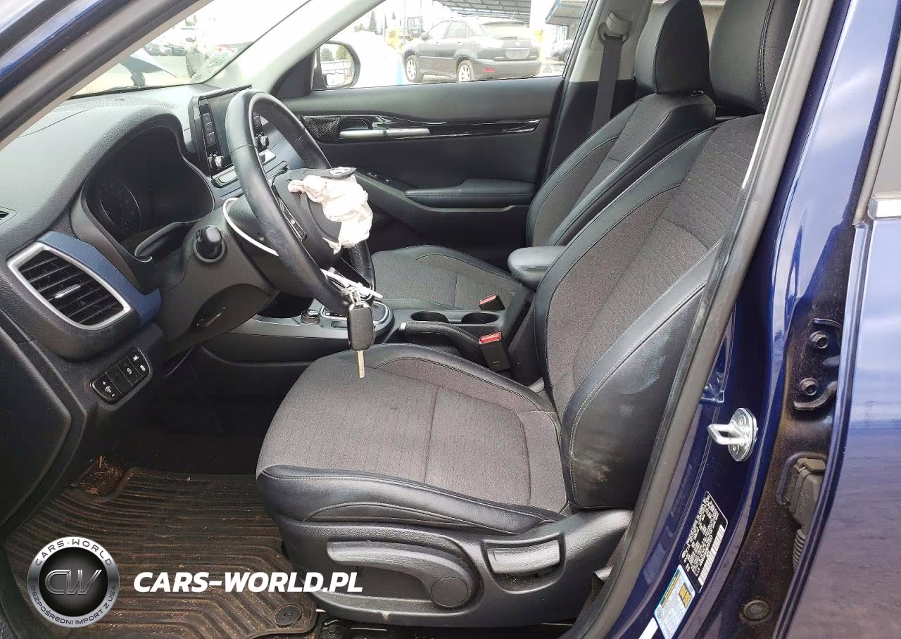 2021 Kia Seltos S VIN:KNDEU2AA1M7117757 - 7