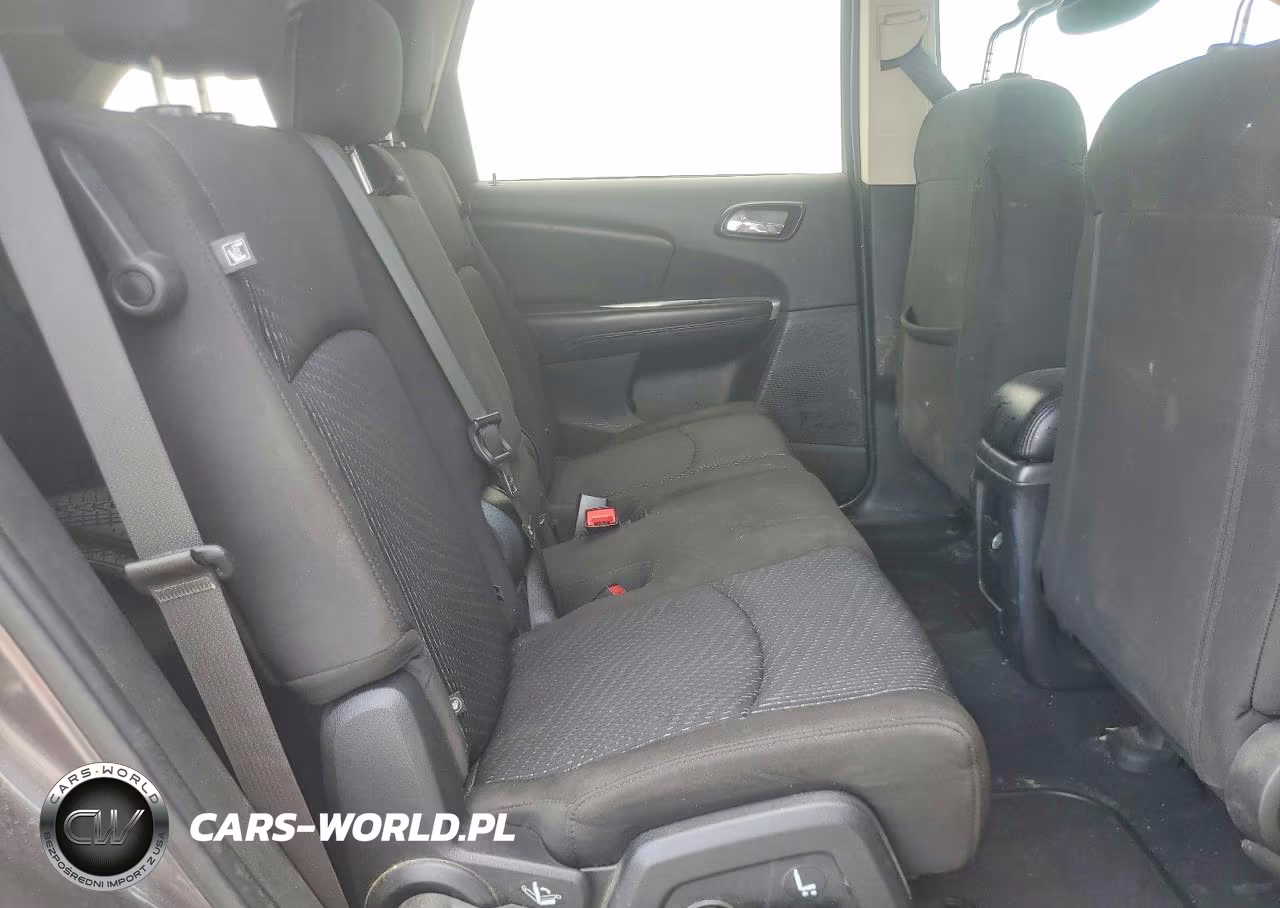 2018 Dodge Journey Se VIN:3C4PDCAB9JT195654 - 10