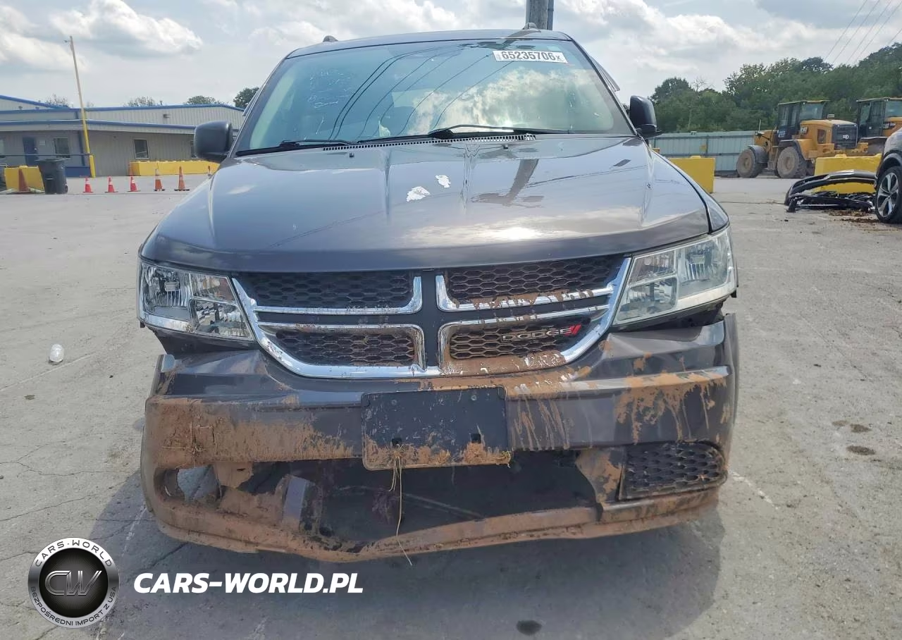 2018 Dodge Journey Se VIN:3C4PDCAB9JT195654 - 5
