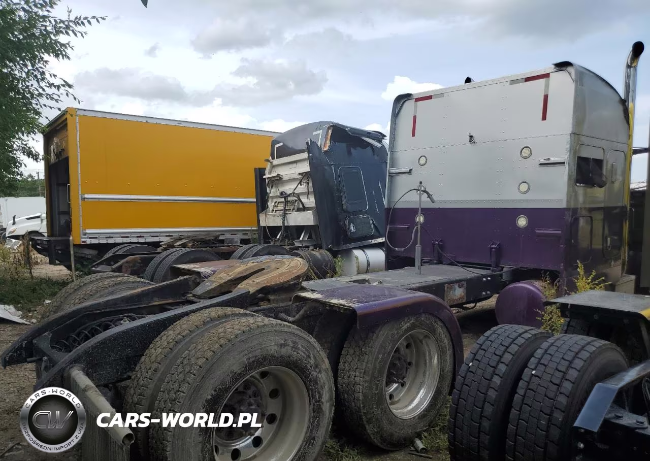 2001 Peterbilt 379 Semi Truck VIN:1XP5DB9X61D565917 - 4