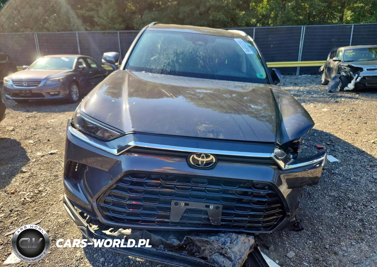 2024 Toyota Grand Highlander Xle VIN:5TDAAAB5XRS027443 - 5