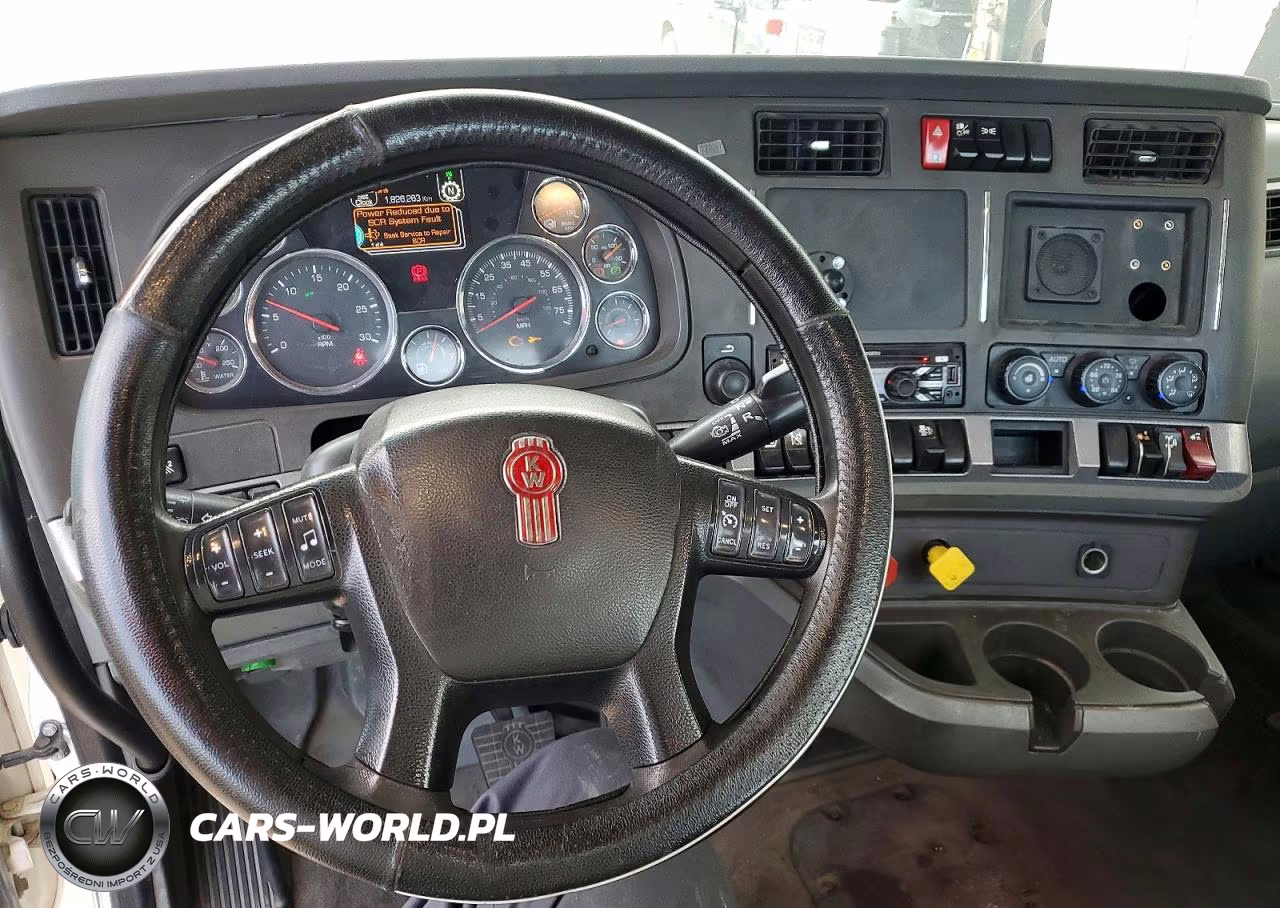 2019 Kenworth T680 Semi Truck VIN:1XKYA48X8KJ297190 - 8