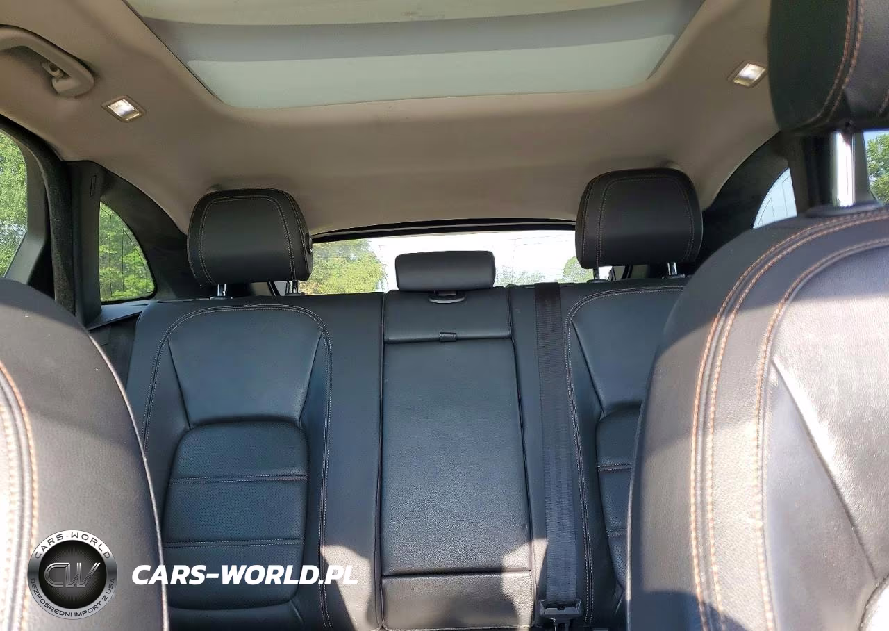 2017 Jaguar F-Pace Prestige VIN:SADCK2BN7HA493181 - 10