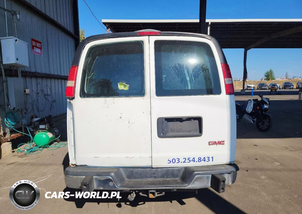 2015 GMC Savana G2500 VIN:1GTW7FCF4F1900413 - 10