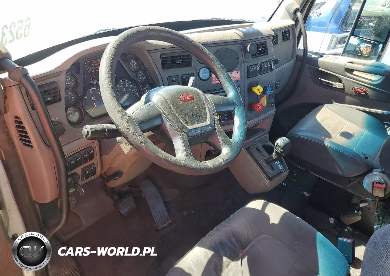2015 Peterbilt 579 Semi Truck VIN:1XPBA48X2FD286299 - 8