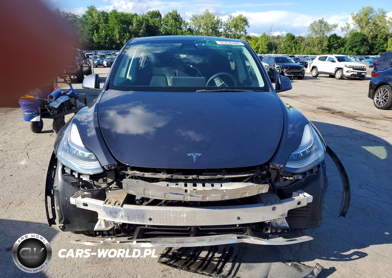 2021 Tesla Model Y VIN:5YJYGDEE2MF248039 - 5