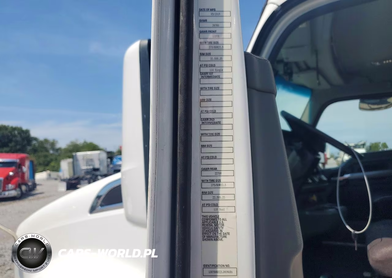 2020 Kenworth T680 Semi Truck VIN:1XKYA48X2LJ404686 - 11