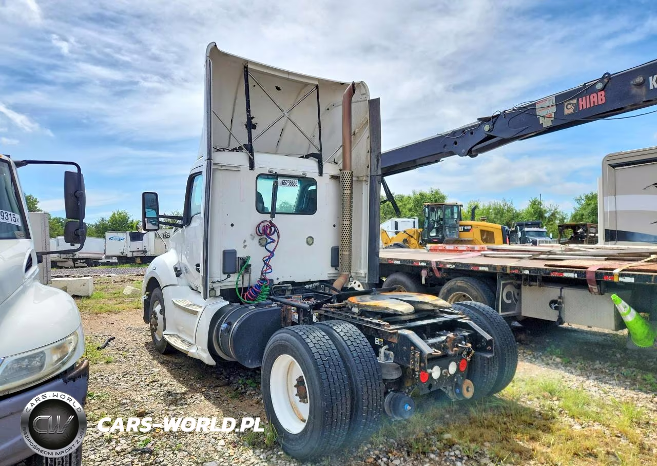2015 Kenworth Construction T680 VIN:1XKYA48X1FJ443726 - 2