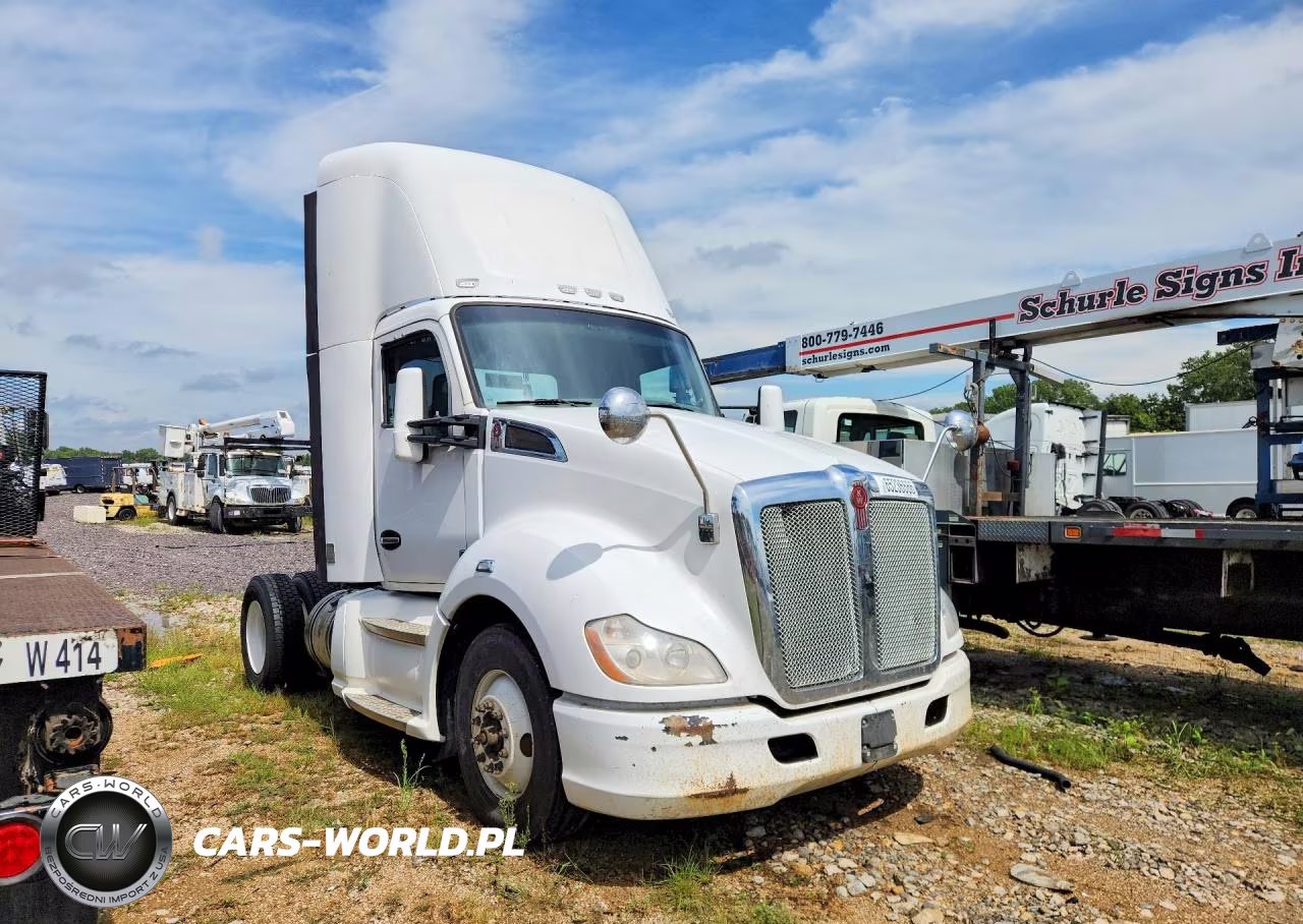 2015 Kenworth Construction T680 VIN:1XKYA48X1FJ443726 - 4