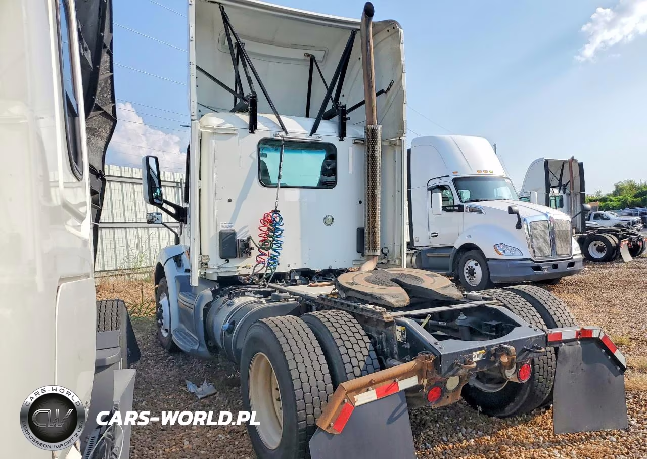 2016 Peterbilt 579 Semi Truck VIN:1XPBA48X0GD354424 - 2