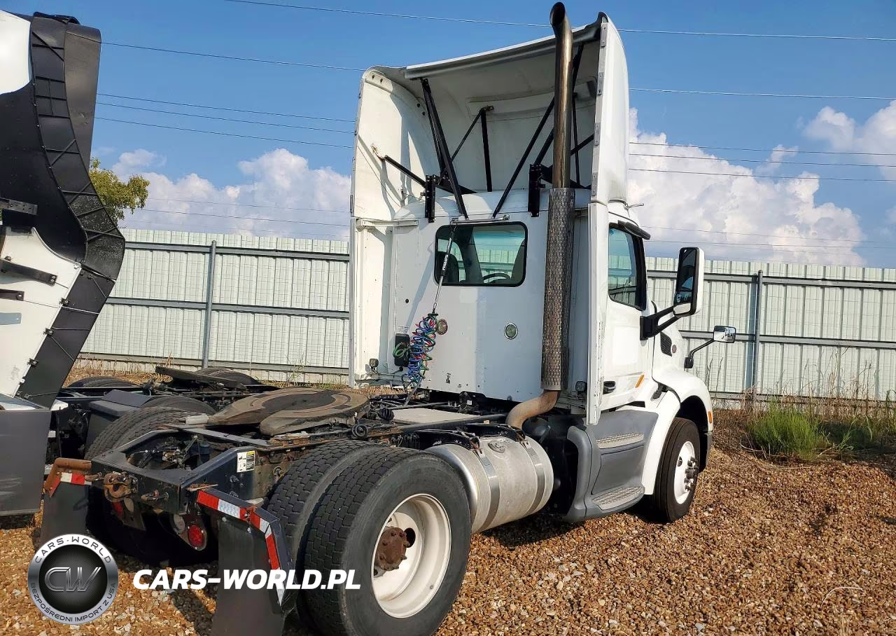 2016 Peterbilt 579 Semi Truck VIN:1XPBA48X0GD354424 - 3