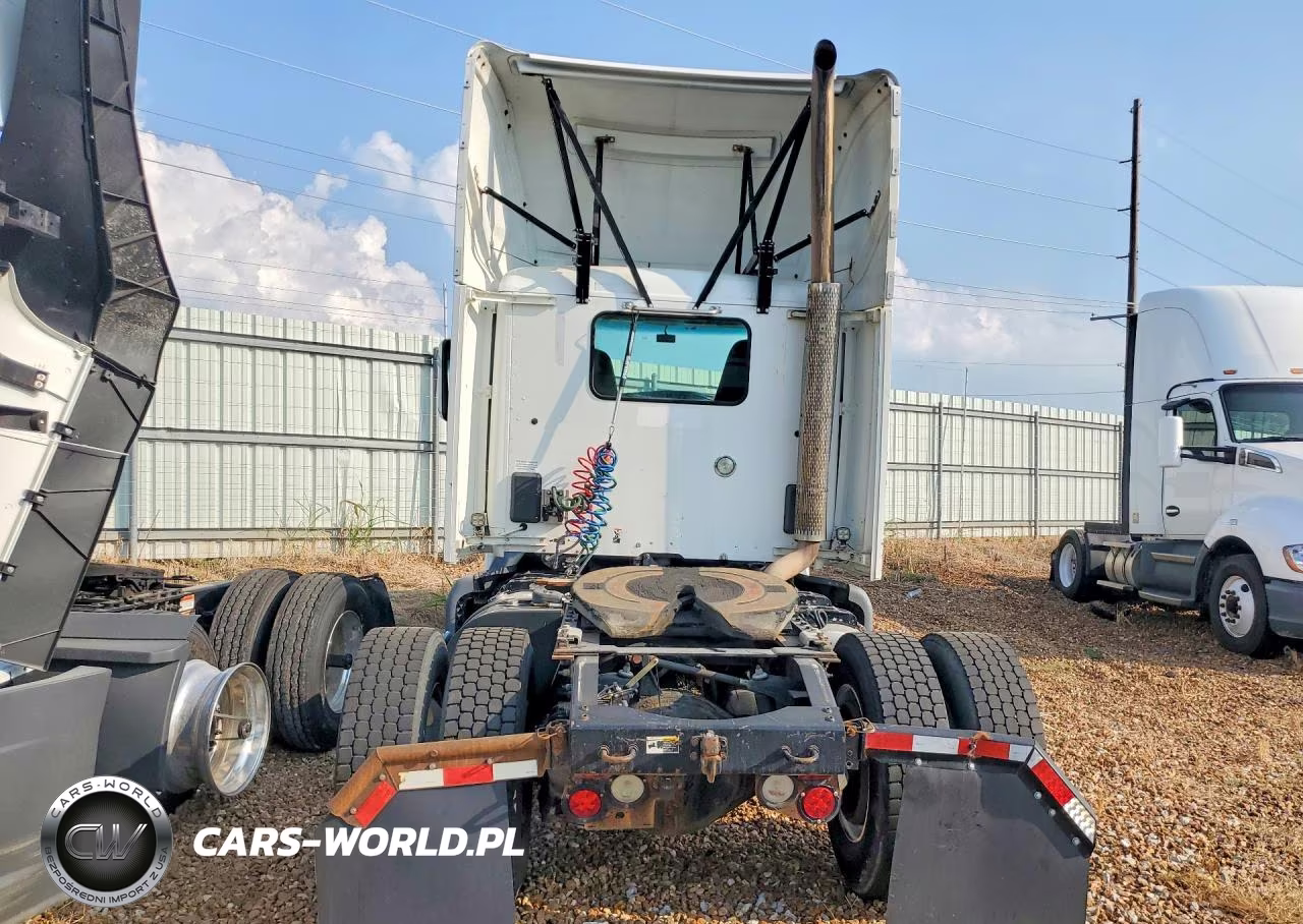 2016 Peterbilt 579 Semi Truck VIN:1XPBA48X0GD354424 - 6