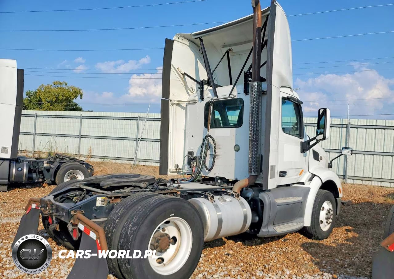 2016 Peterbilt 579 Semi Truck VIN:1XPBA48X8GD354428 - 3